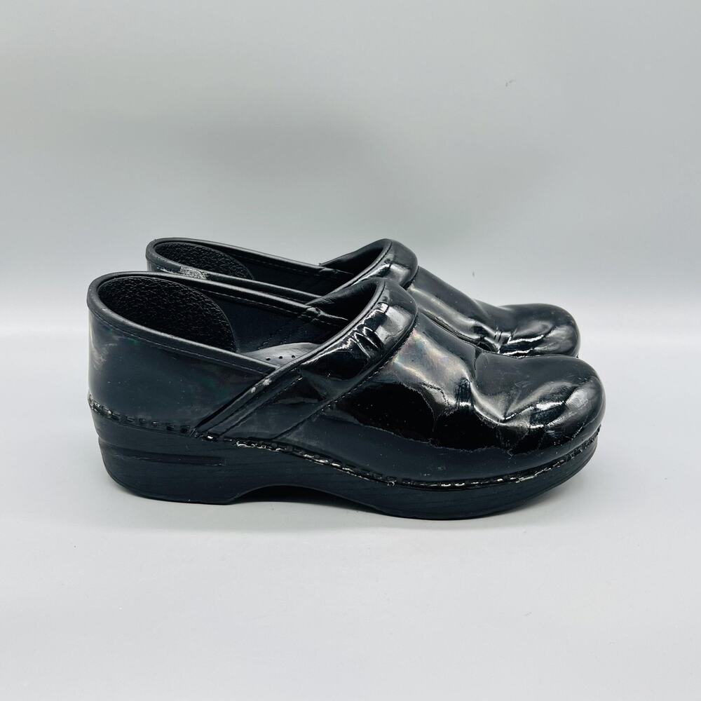 Dansko Shoes Womens 8.5 Black Patent Leather Clogs Slip On Nursing Work Comfort